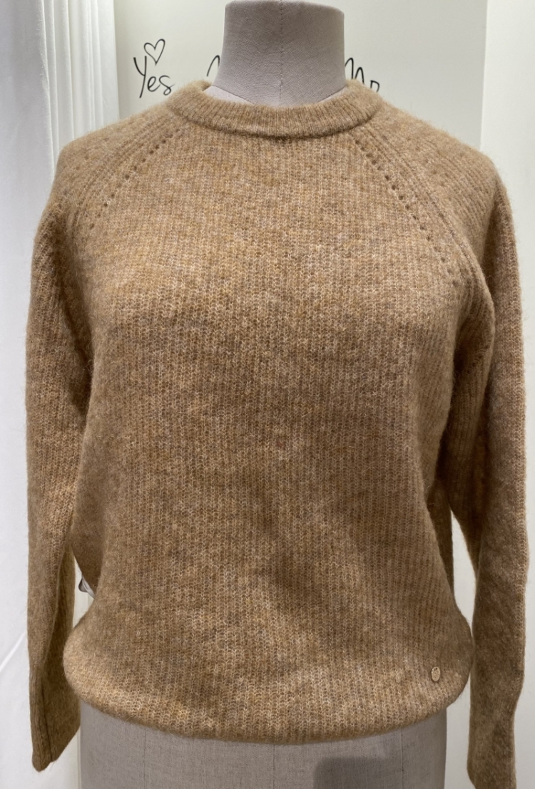 Tammy Thora knit 784 Tannin