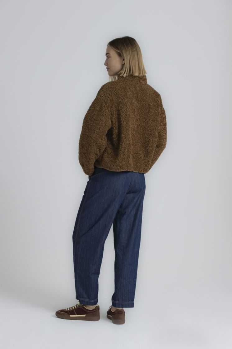  238 Brown