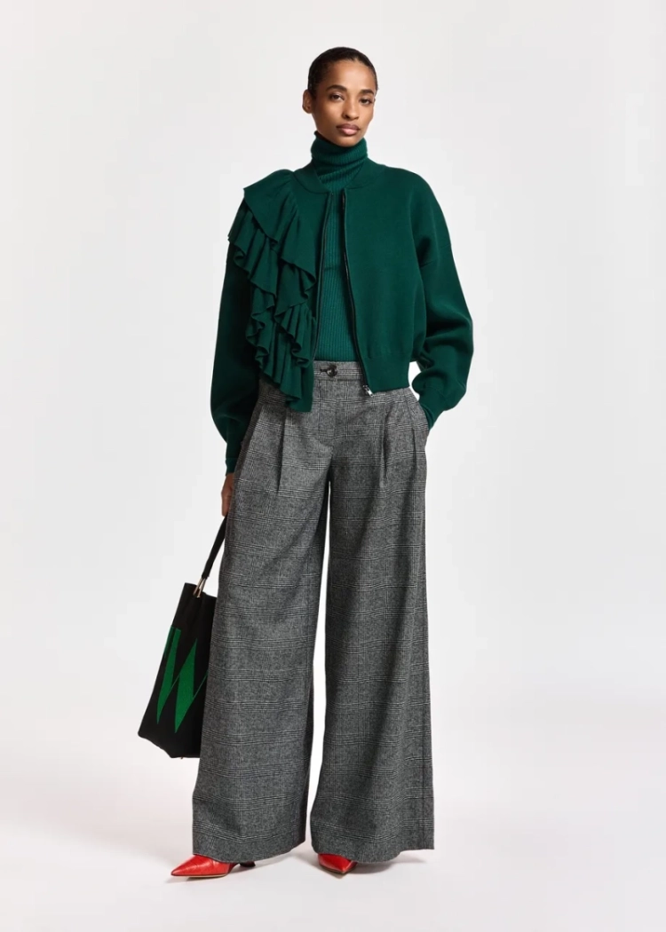 1 FW27 Forest Whi