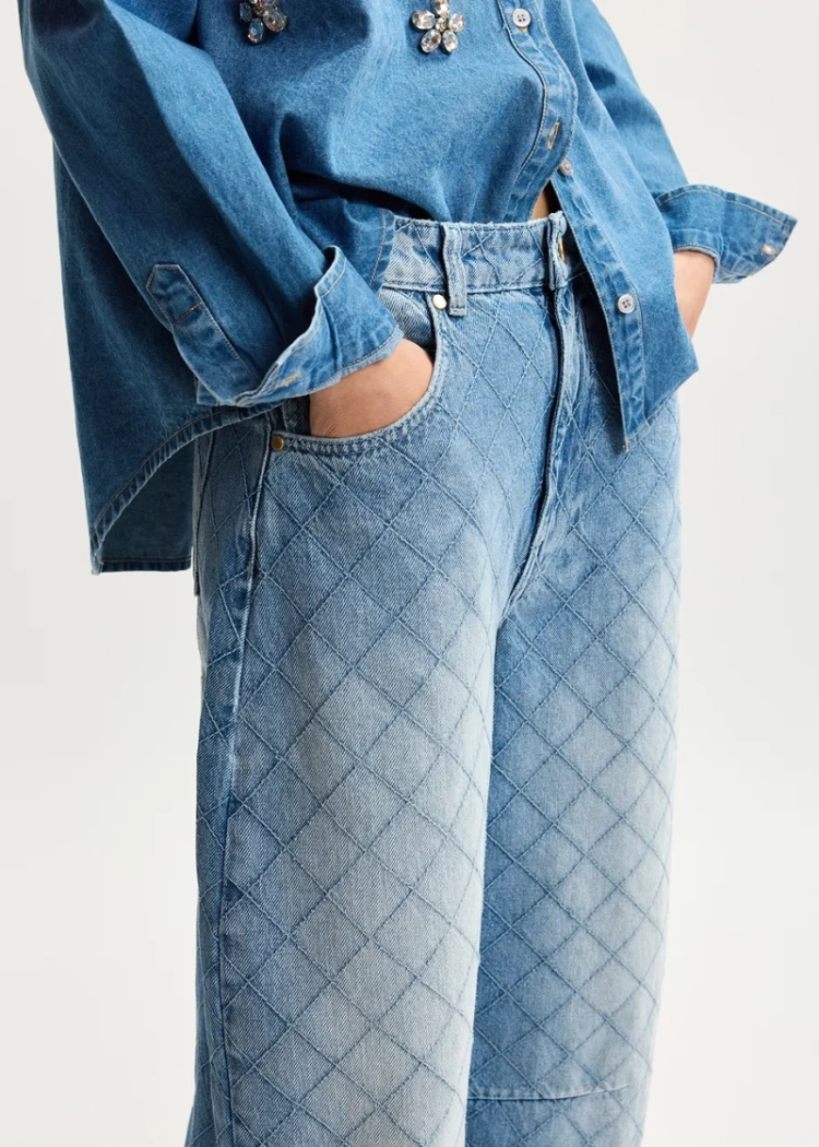 0 Prefall AQ04 - Aquamari